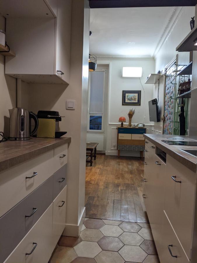 Private Acces To The All Flat. Charming Parisian. Buitenkant foto