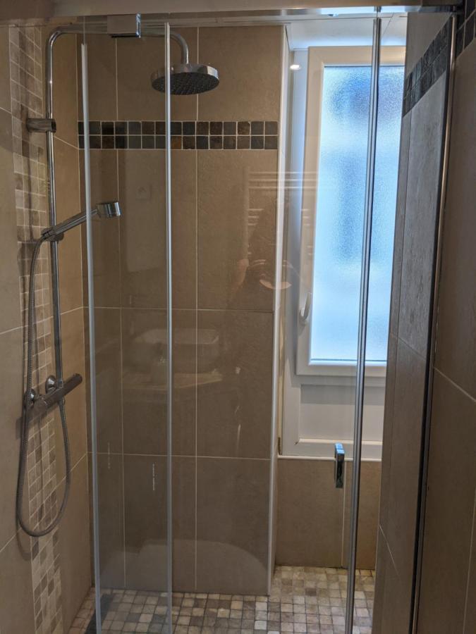 Private Acces To The All Flat. Charming Parisian. Buitenkant foto